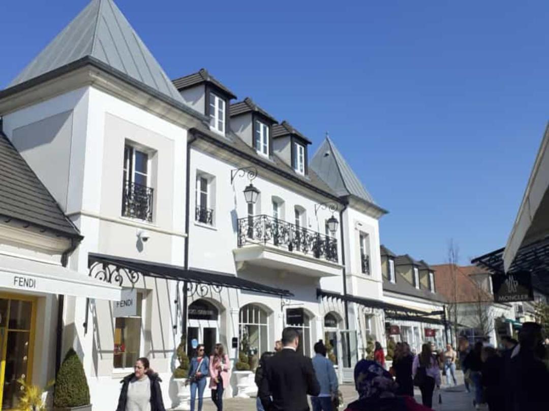 2 Chambres Privees - 6 Personnes A 8 Minutes De Disneyland Montevrain Bagian luar foto