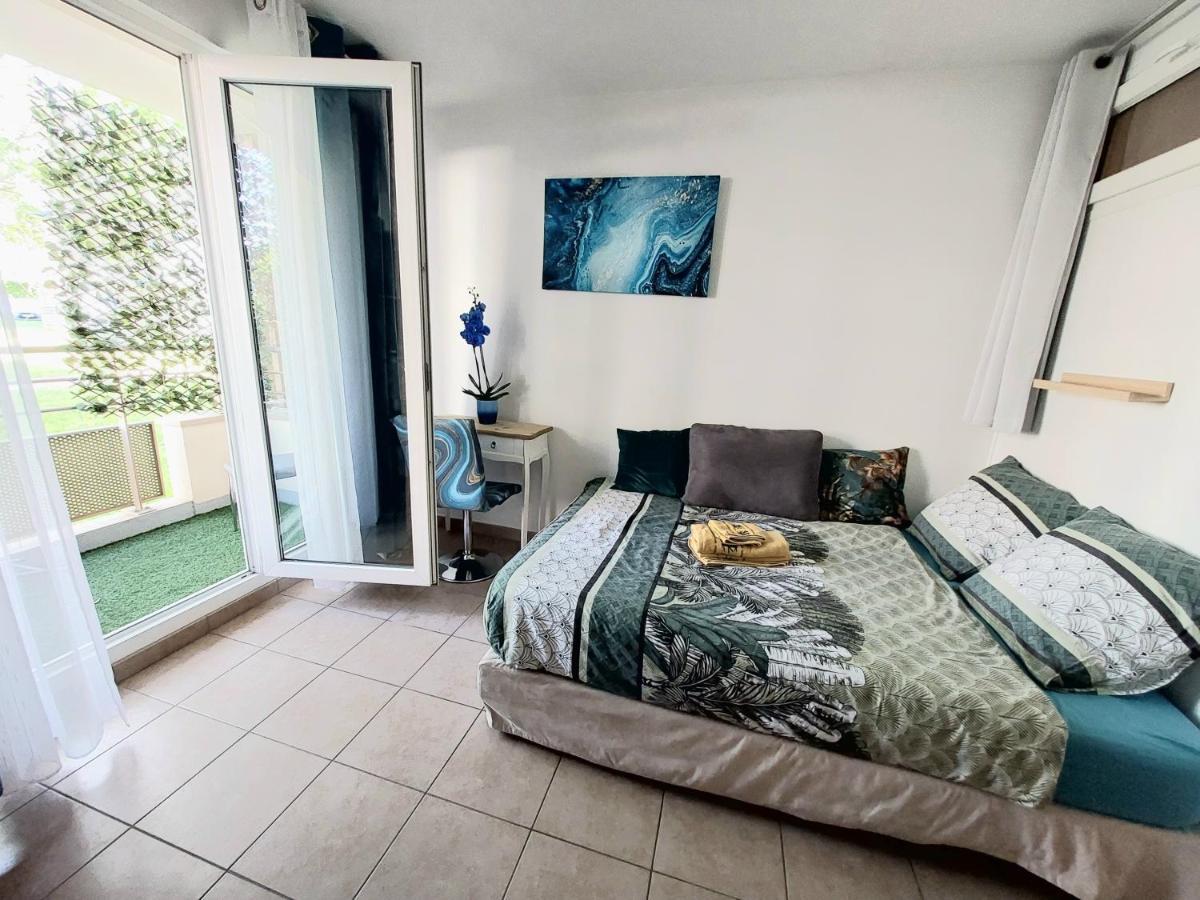 2 Chambres Privees - 6 Personnes A 8 Minutes De Disneyland Montevrain Bagian luar foto